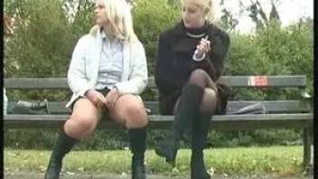 Two blondes on a bench